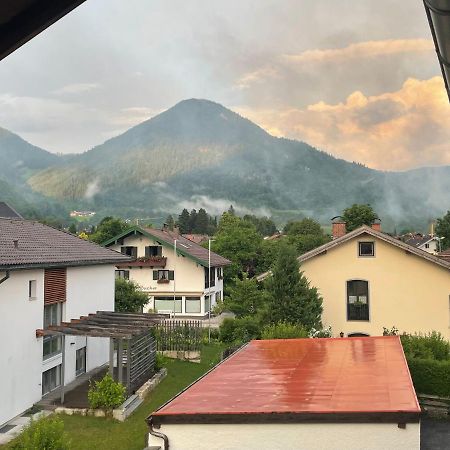Kleines Nest Mit Bergblick Apartment Unterwössen Exterior foto